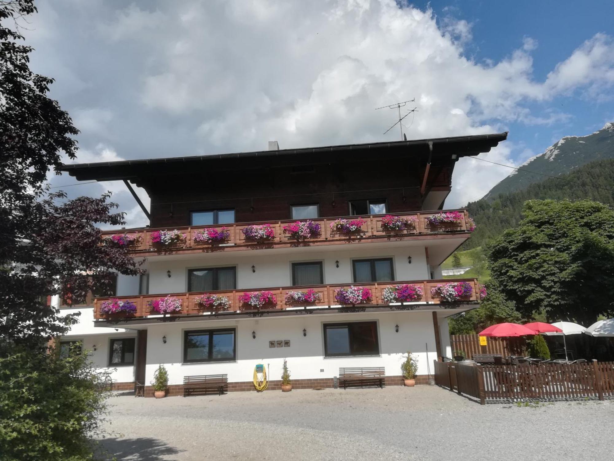 Bed & Breakfast Der Tiroler Ахенкирьх Экстерьер фото